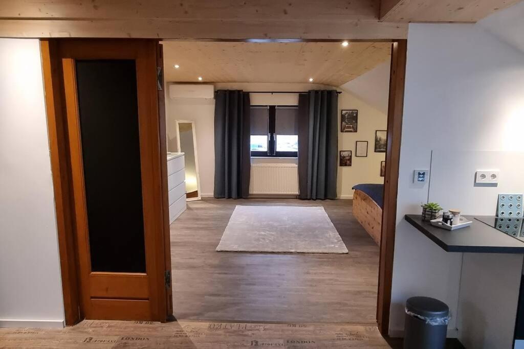 Capa Ferienwohnung Pfalz Neustadt an der Weinstraße Екстериор снимка